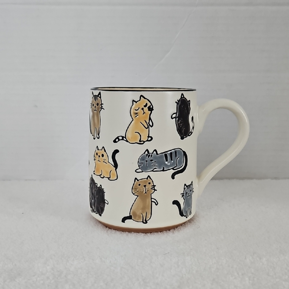 Cracker Barrel Cat Mug - Cream Black Gray Tan Cats Coffee Tea Mug